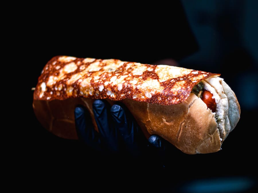 Hot dog prensado da Holy Hot Dog